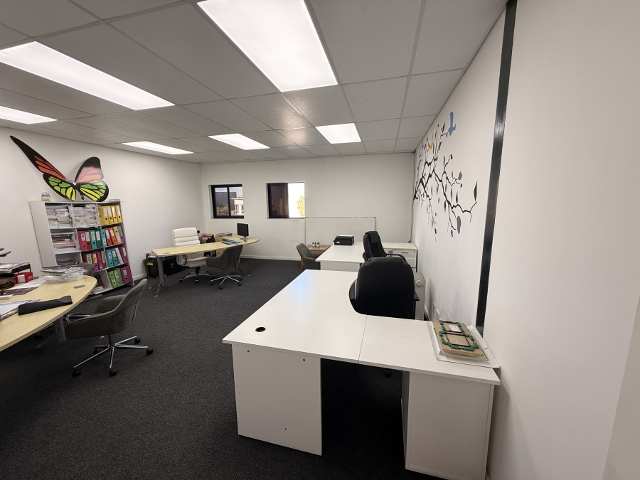 To Let Commercial Property for Rent in Rivergate Western Cape